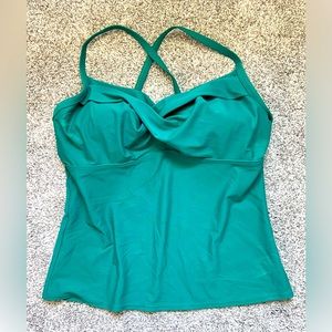 Athleta swim tankini top size 40D/DD